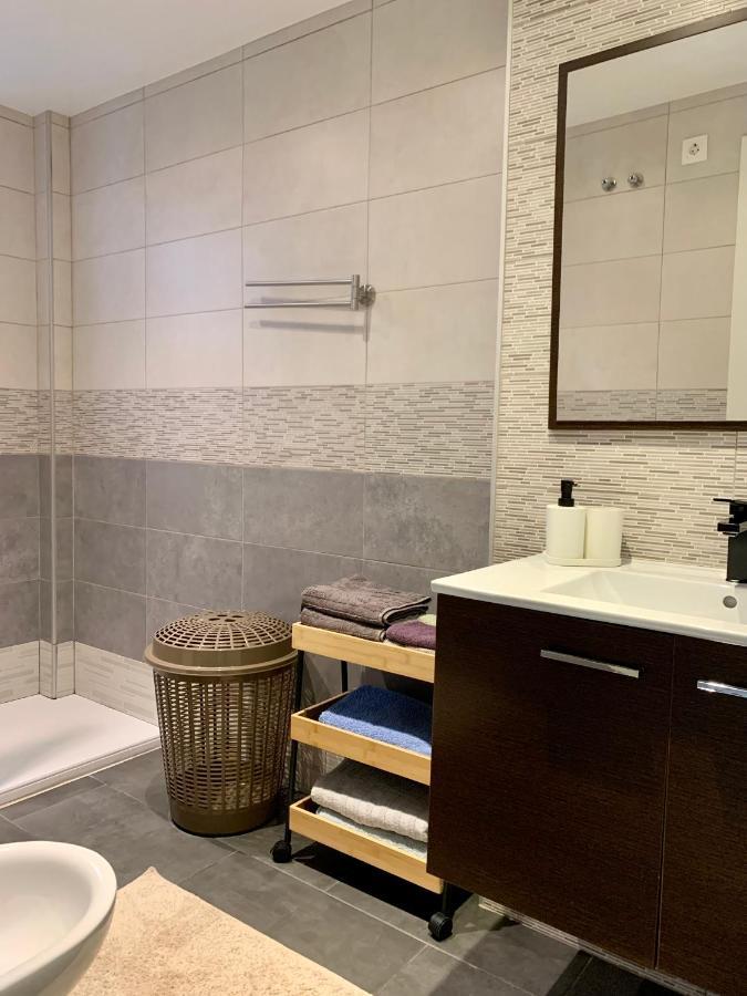 Schoene Wohnung In Zentrum Von トレビエハ エクステリア 写真